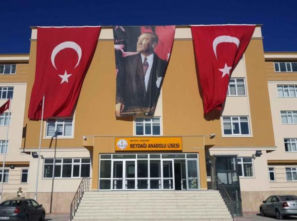 Beydağı Anadolu Lisesi resmi